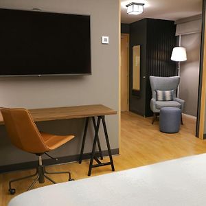 Habitación con Cama King