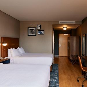 Habitación Estándar con Cama Queen
